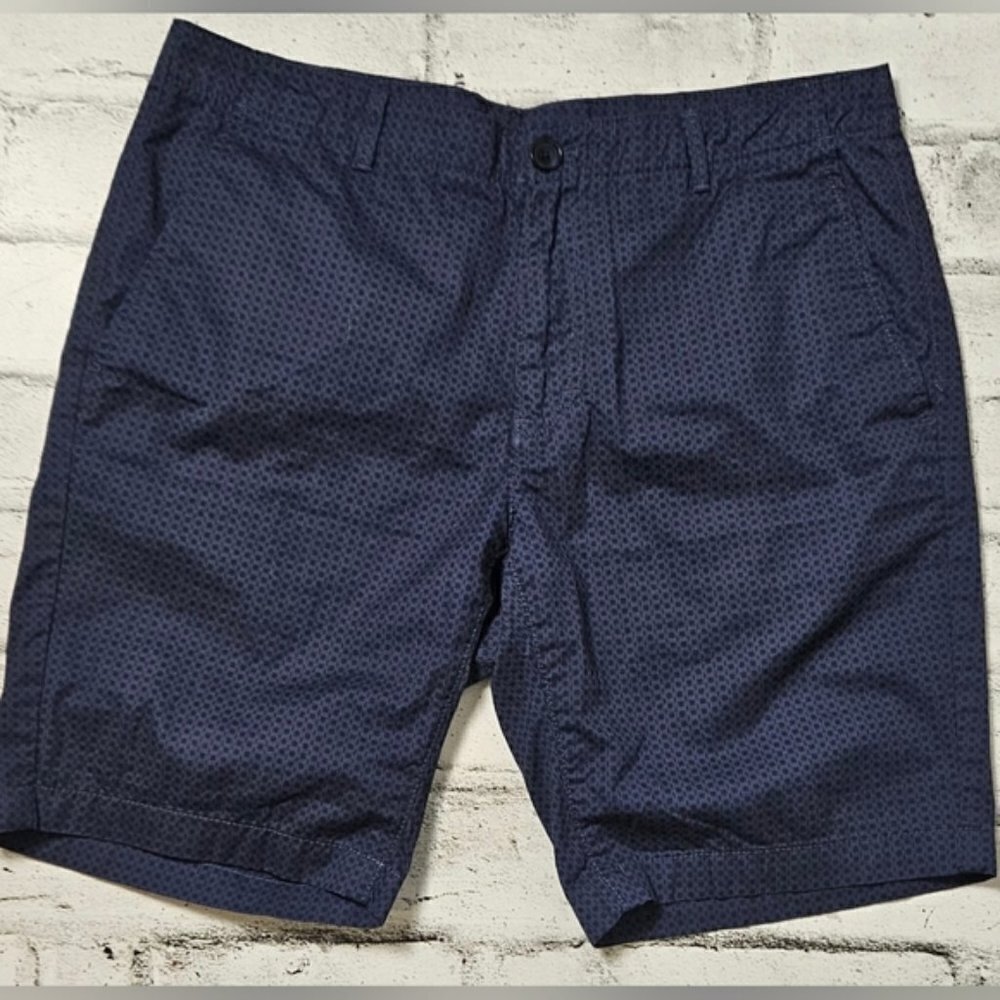 Calvin Klein Slim Fit Navy Chino Shorts Mens Size 32 Flat Front Casual